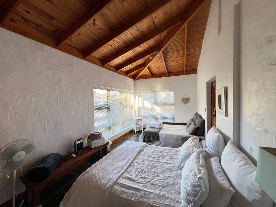 To Let 4 Bedroom Property for Rent in C Place Eastern Cape